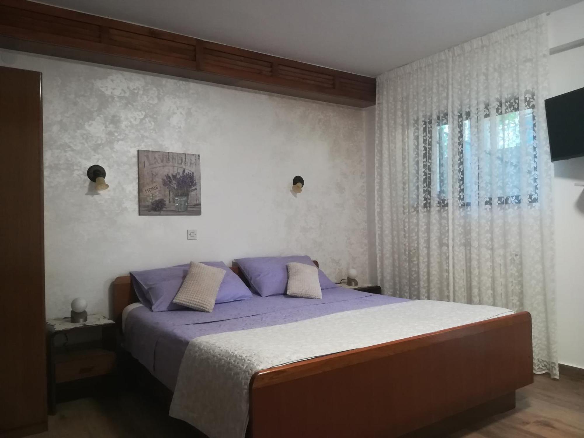 Otilija Apartment *