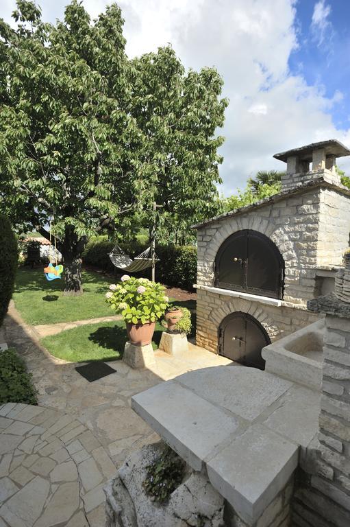 Otilija Apartment *